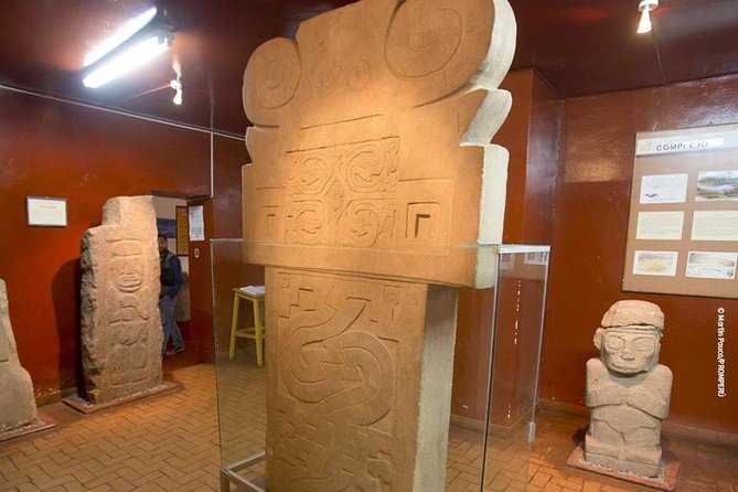 Bus Puno to Cusco Route of the Sun - Stop 4: Raqchi Archaeological Park, The Temple of Wiracocha