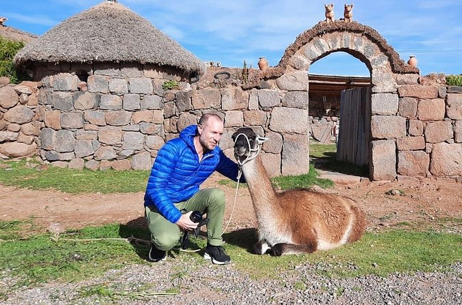 Chullpas de Sillustani Inca Cemetery Tour by Tourist Bus - Timing, pace, and how to get the best 4 hours