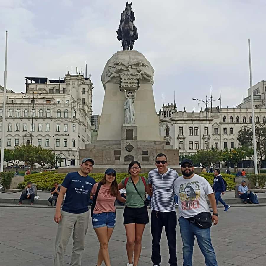 City tour and the best highlights in lima - Miraflores Parque del Amor and the Costa Verde Beach Circuit