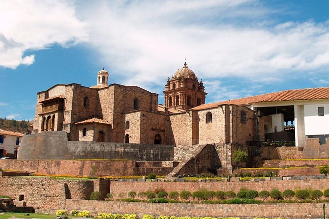 City Tour in Cusco & visit Museum South American Camelid Private. - Sacsayhuamán and Q’enqo, massive walls and ritual space