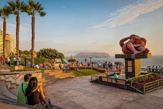 City Tour Lima City of Kings - El Parque del Amor and Victor Delfin’s Pacific Ocean View