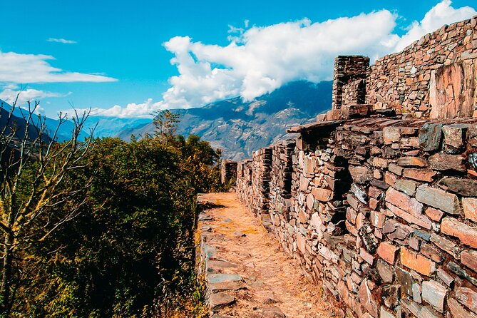 Classic Choquequirao Trek - 5 Days / 4 Nights - Day 5: Early Walk to Capuliyoc, Saywite Monolith, and Cconoc Hot Springs