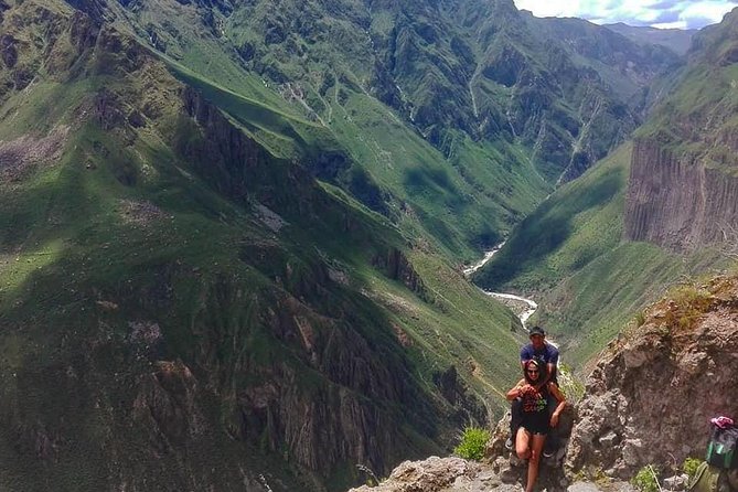 Colca 2 Days and 1 Night - Lodging and breakfast: how this tour reduces stress