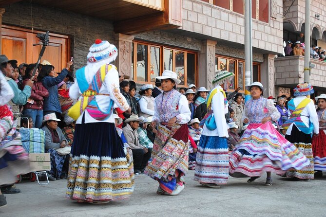 Colca Canyon 2 days from Arequipa with final transfer to Puno - The Chivay to Puno transfer: volcano stops and Lagunillas bird time