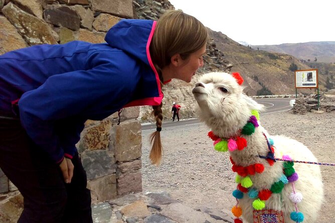 Colca Canyon Plus - Coporaque and Chivay: lodge activities, optional walk, and thermal baths