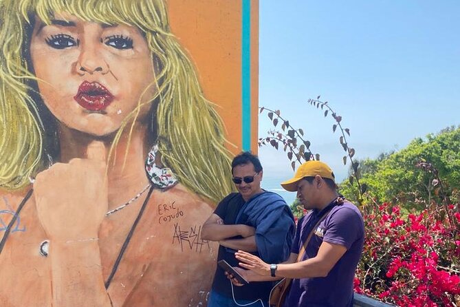 Colorful Barranco Tour and Street Art - 28 de Julio Street Murals: How the Colors Connect to Stories