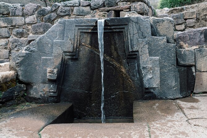 Combo Sacred valley Pisac Moray Salt mines and Ollantaytambo - Ollantaytambo ruins: Inca architecture plus a rock tied to Wiracocha