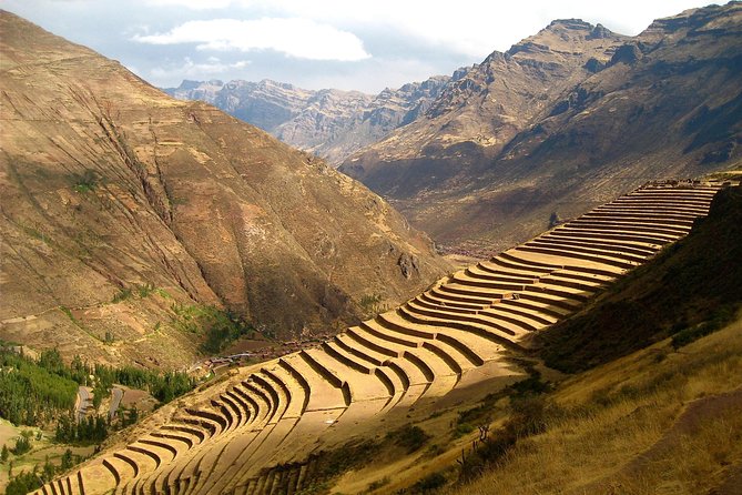Complete Sacred Valley Tour Small group Pisac, Maras, Moray & Ollantaytambo - Entering the Sacred Valley circuit from Cusco