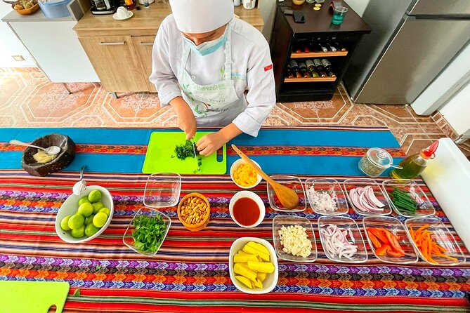 Cook The Most Popular Peruvian Dishes! - Language options and the role of the guide in your learning