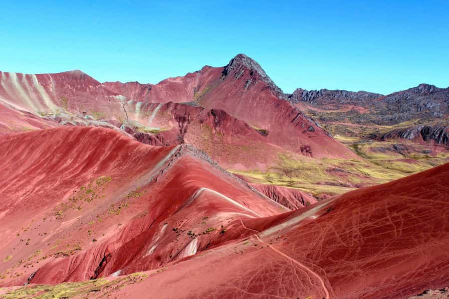 Cusco: #1 Rainbow Mountain & Red Valley Day Trip with Meals - Highlights worth waking up for