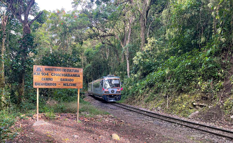 Cusco: 2-day Inca Trail to Machu Picchu - Day one evening in Aguas Calientes, dinner, and real decompression time