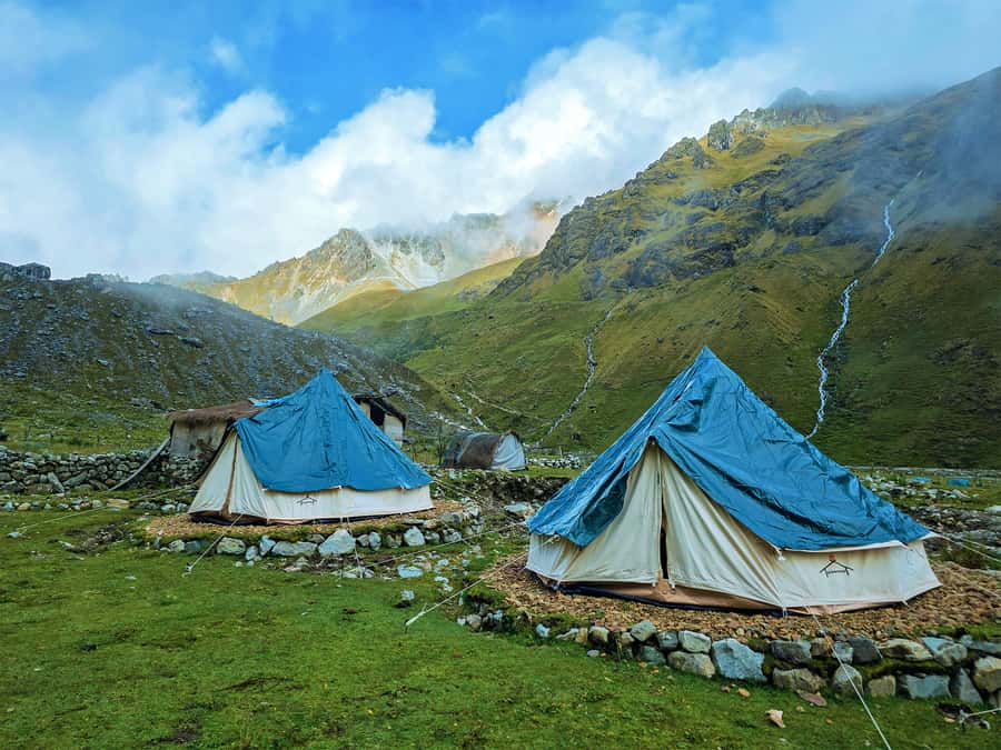Cusco: 4-Day Salkantay Trek to Machu Picchu, Panoramic Train - Day 1: From Mollepata breakfast to Humantay Lake and SalkaGlamp