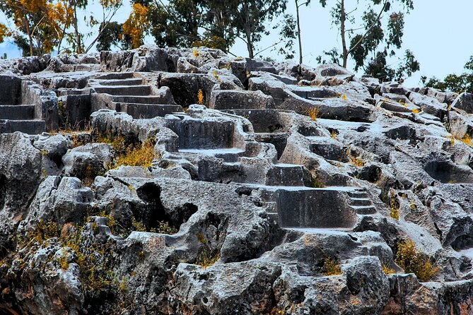 Cusco 4 Days Machu Picchu and Sacred Valley | All included - Chinchero Area Sites: PukaPukara and Tambomachay Water Worship