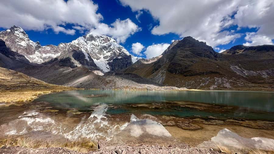 Cusco: Ausangate Tour 7 Lagoons full day - Lunch in Pacchanta: refuel before the soak