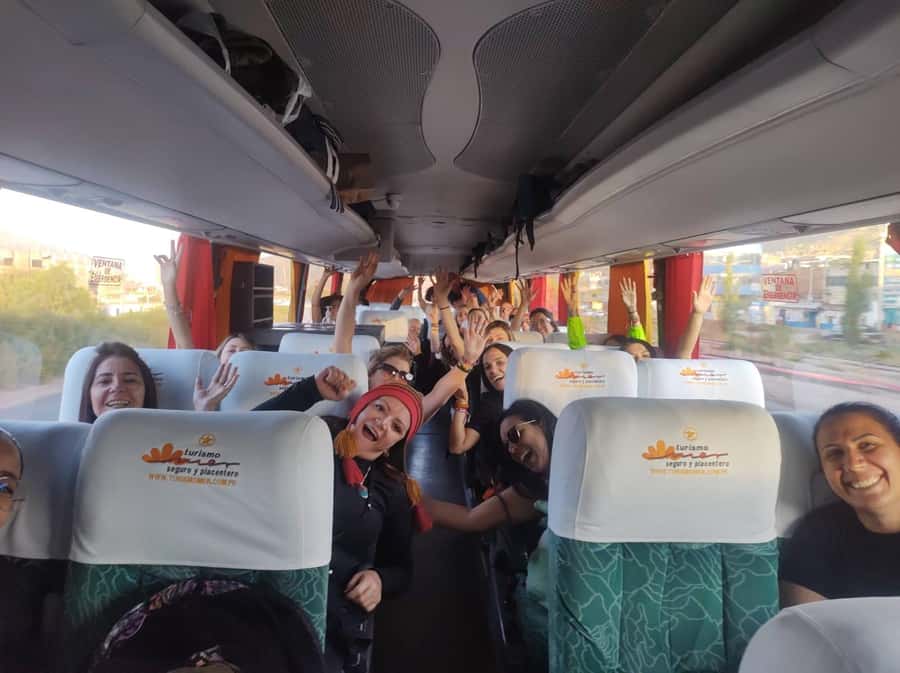 Cusco: Bus Turistico Puno Cusco con Tour y Buffet - Getting on board at Turismo Mer, and what the bus really includes
