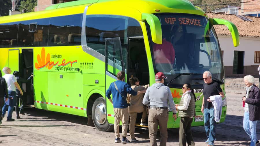Cusco: Bus Turistico Puno Cusco con Tour y Buffet - Sicuani lunch at La Pascana: what makes it work on a long day