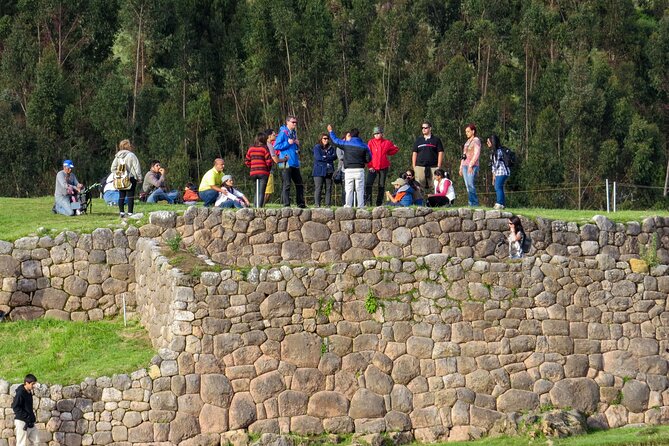 Cusco City Tour in Half Day - Stop 5 and 6: Puka Pukara and Tambomachay