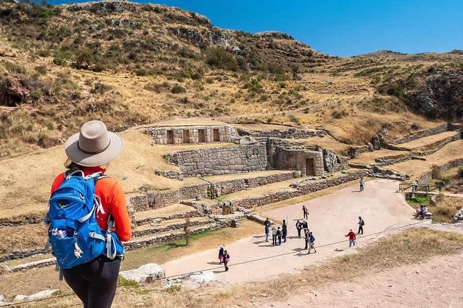Cusco City Tour: Sacsayhuaman Qenqo PucaPucara and Tambomachay - Stop 1: Sacsayhuaman fortress in a short, sharp visit