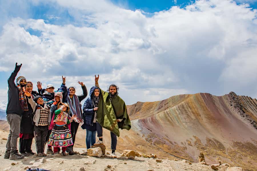 Cusco: Full-Day Palcoyo Rainbow Mountain All-Inclusive Tour - Breakfast first, then a 2-hour guided trek at high altitude