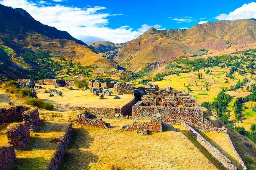 Cusco: Full-Day Tour of The Sacred Valley With Lunch - Ollantaytambo Fortress and Town Walk: Where the Inca Built for Control