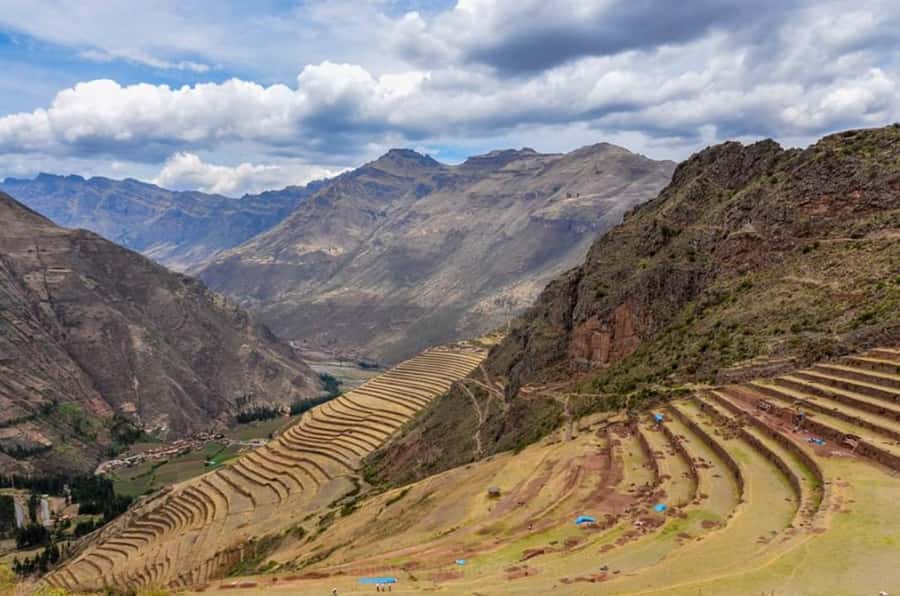 Cusco: Full-Day Tour of The Sacred Valley With Lunch - Chinchero Textiles, the Inca Wall, and the Colonial Temple on Older Foundations