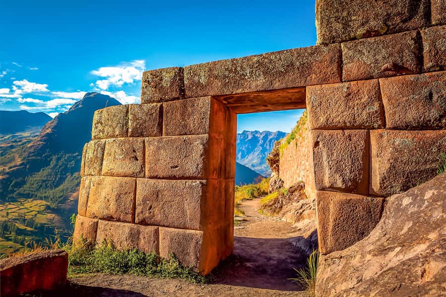 Cusco: Full-Day Tour of The Sacred Valley With Lunch - Pisac: Artisan Market Energy Plus Inca Stonework With Context