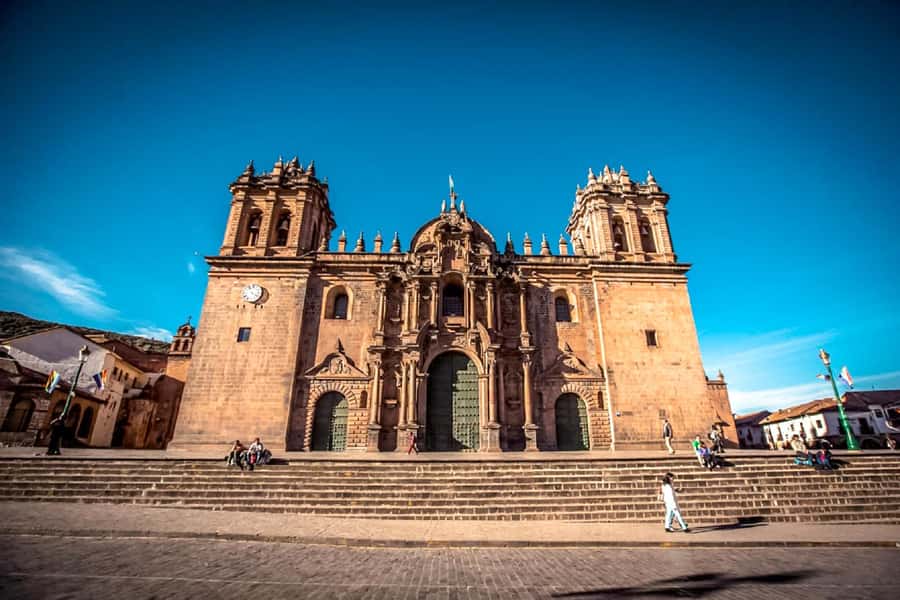 Cusco: Half-Day City and Nearby Archaeological Sites Tour - Entering Cusco Through Coricancha, the Inca-Spanish Bridge