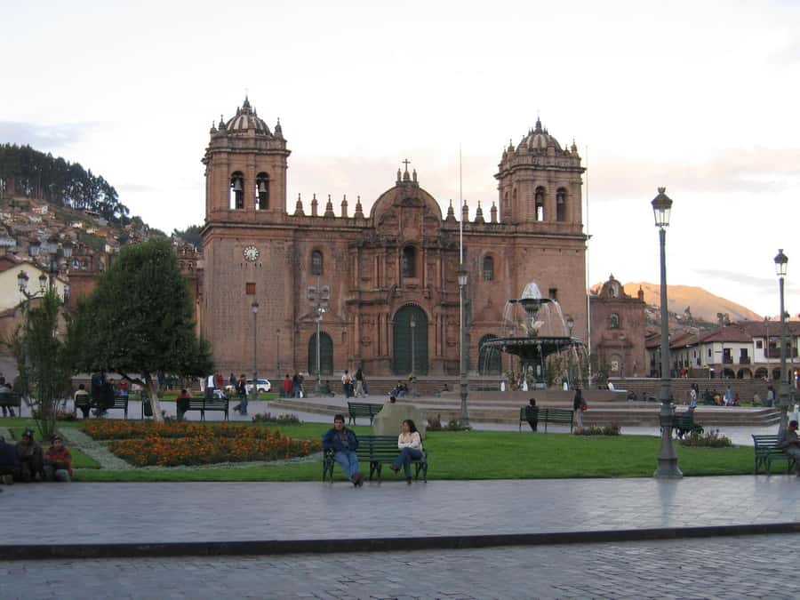 Cusco: Half-Day Historic City Tour - Sacsayhuaman, Qenqo, and the big Inca engineering vibe outside town