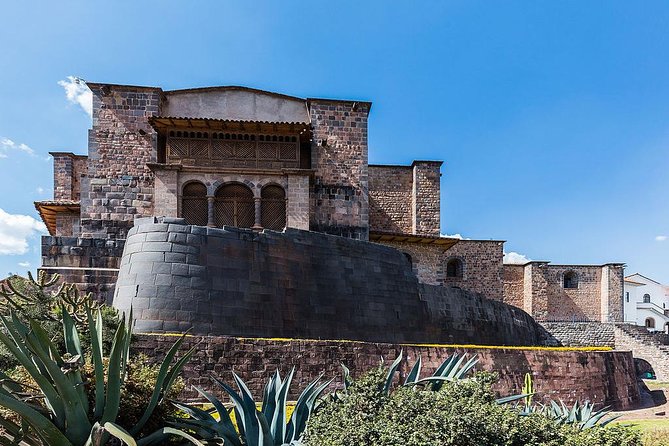 Cusco Half Day Tour: Cathedral, Qorikancha & 4 Inca Ruins - Qorikancha: the Sun Temple fused with Santo Domingo gold and stone
