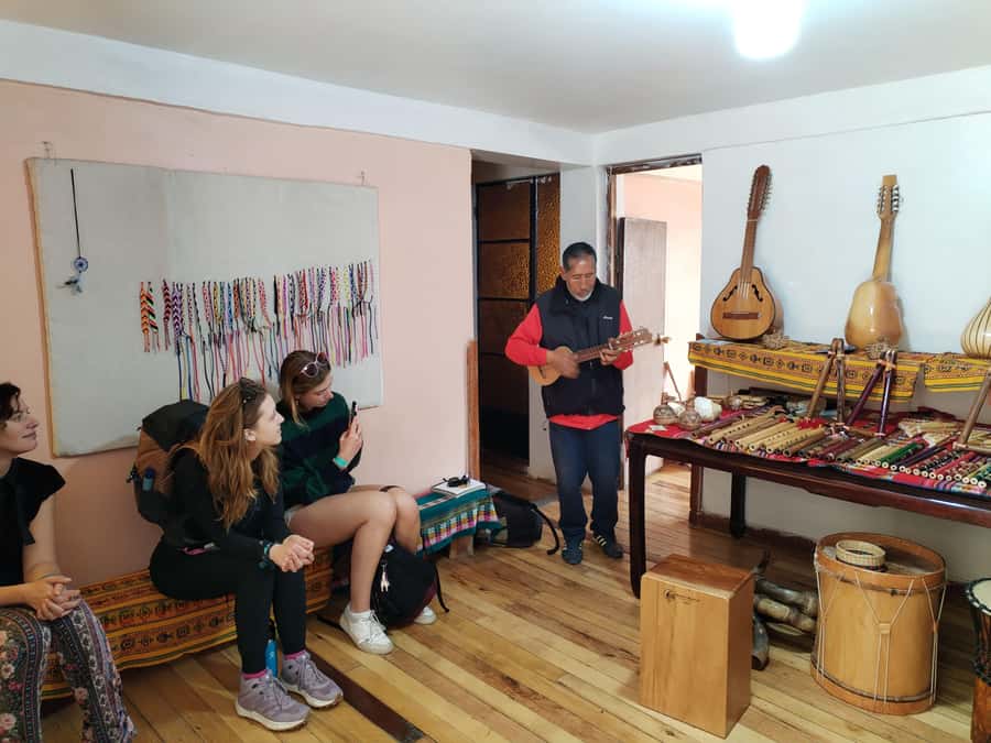 Cusco: Historic Walking Tour & Scenic Views with local drink - Price and what you are really paying for