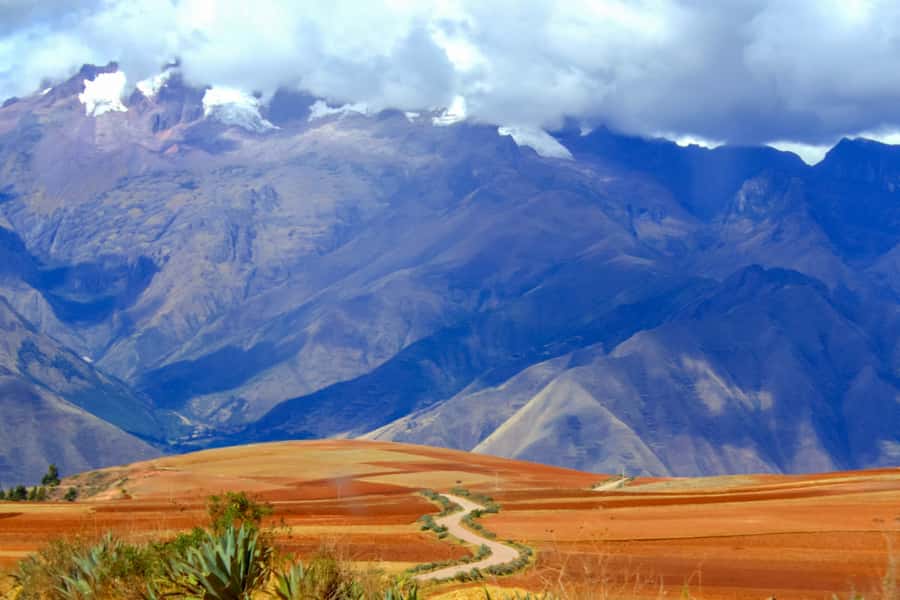 Cusco: Maras and Moray Tour ending in Ollantaytambo - Urubamba Lunch Break: A Buffet Reset in the Sacred Valley