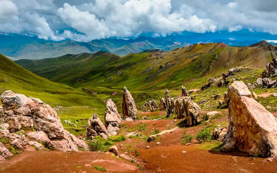 Cusco: Mountain of 7 colors Vinicunca and the Red Valley (optional) - Before Dawn Pickup in Cusco, then Cusipata Breakfast