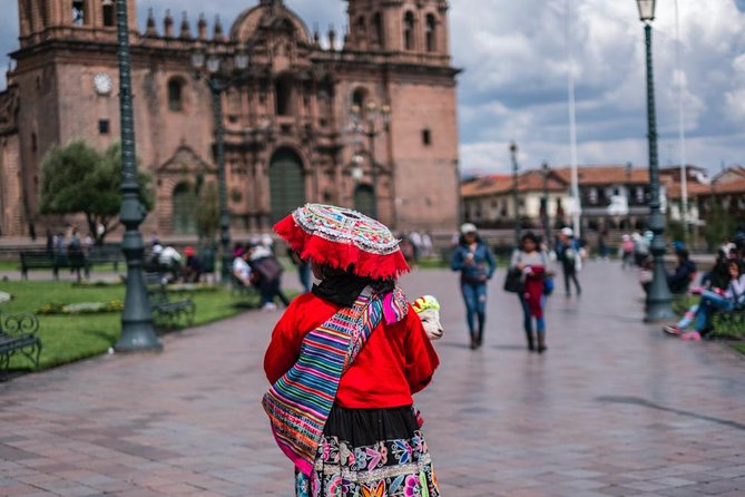 Cusco Photo Day Tour - Meeting at Plaza de Armas, then walking into photo mode