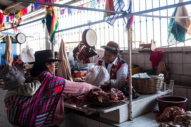 Cusco Photo Day Tour - San Pedro Market at 10h30: real Cusco colors and Quechua life