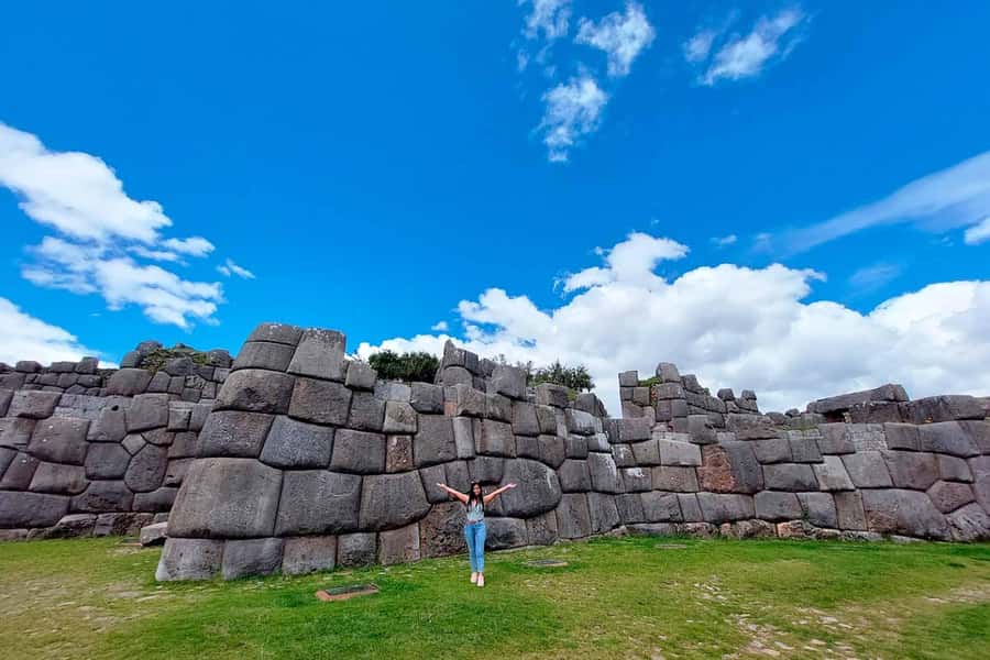 Cusco: Pisac, Sacsayhuaman, Q'enqo, and Tambomachay Tour - Hotel Pickup in the Historic Center, Then Off to Pisac