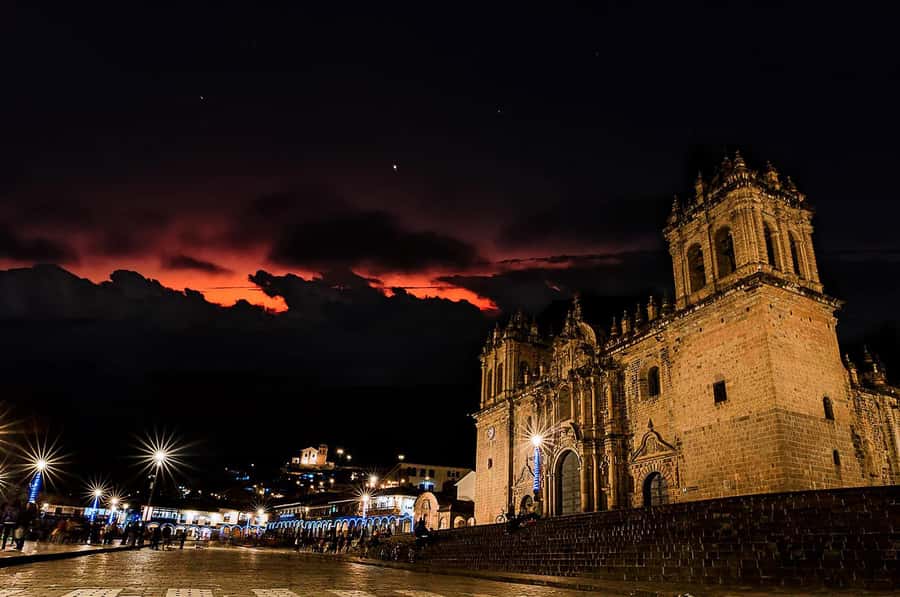 Cusco: Planetarium and Night Tour with Dinner and Pisco Sour - Plaza de Armas, the pisco sour stop that ties culture to a drink