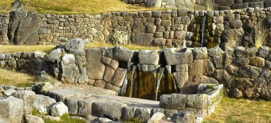 Cusco: Private City Tour and Saksaywaman Visit with Transfer - Tambomachay: water, fountains, and a calmer rhythm