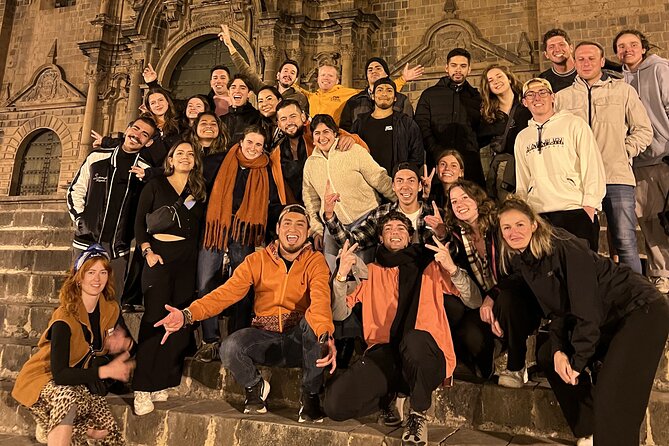 Cusco Pub Crawl: Bar Tour, Drinks And Club with no waiting lines - Stop 1 at Limbus Restobar, including the Thursday to Saturday city view