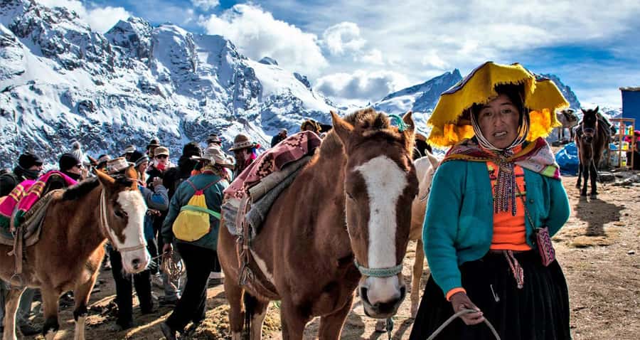 Cusco: Rainbow Mountain & Red Valley tour with Meals - Key points before you go