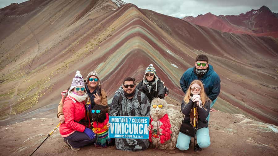 Cusco: Rainbow Mountain Tour and Red Valley Hike (Optional) - Cusipata lunch, then the ride back to Cusco