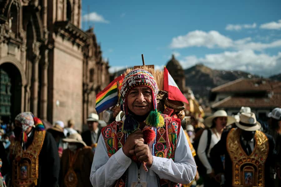Cusco's historical tour and San Pedro Market bites - Toast with Peruvian chocolate and pisco at the end
