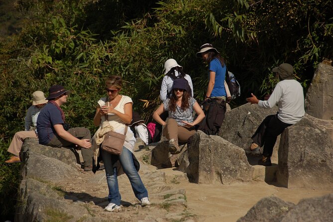 Cusco Sacred Valley and Machupicchu 4 Days - Hotel and meals: what you get, what you’ll plan on buying