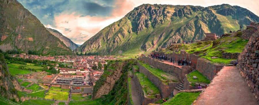 Cusco: Sacred Valley and Salt Mines Ending in Ollantaytambo - Maras Salt Mines: 4,000+ wells of salt you can actually visualize