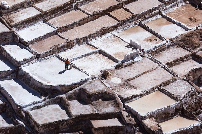 Cusco : Sacred Valley & Inca Trail to Machu Picchu 3 days - Moray and Salinas de Maras: crop experiments and hand-harvest salt