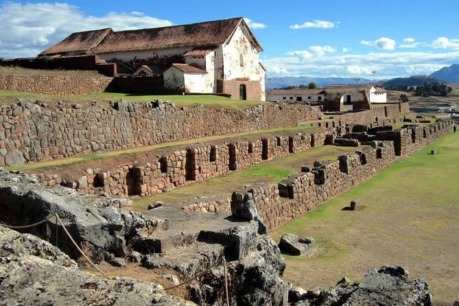 Cusco Sacred Valley Moray Salines Ollantaytambo Chinchero Pisaq - Ollantaytambo: stone terraces, the Temple of the Sun, and Baths of the Princesses