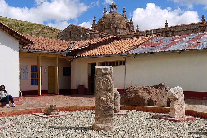 Cusco: Scenic Sun Route to Puno with Buffet Lunch - Stop 2, Raqchi archaeological park and the Temple of Wiracocha
