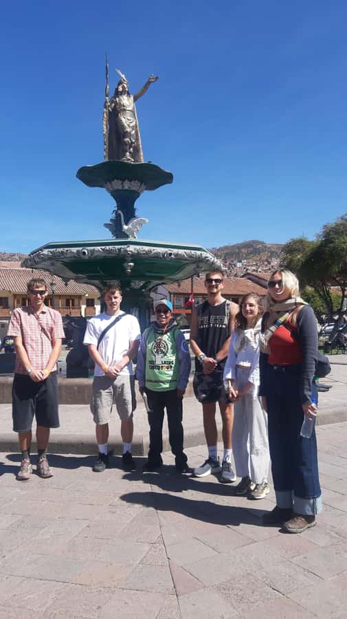 Cusco: Walking Tour with a Local Guide - Inka Palace Cusicancha, Then Inka Roca Street’s Narrow-Day Reality