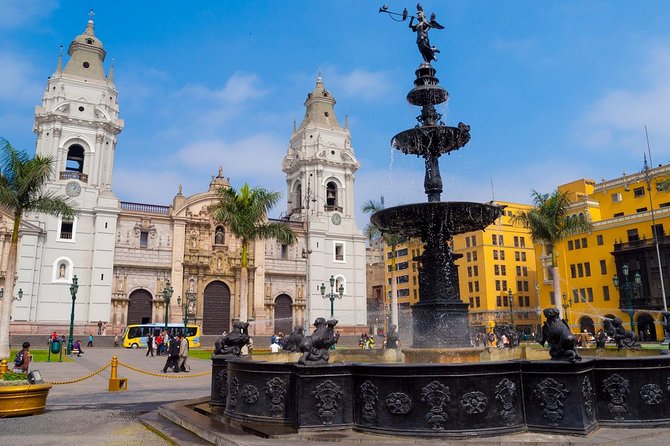 Discover Lima: Love Park, Historic Center, and its Catacombs. - San Francisco Museum and Catacombs: where Lima gets real