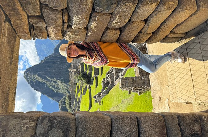 Discover the Treasures of Machu Picchu - Machu Picchu sanctuary: terraces, temples, and Intihuatana