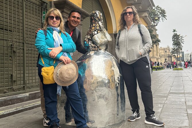 Enjoy Lima Walking Historic Center San Martin and Plaza Mayor - What Makes This Tour Feel Good: Small Group Size and Guide Energy